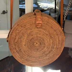 Like NEW Rattan Woven Circular Basket Crossbody Purse Shoulder Bag from Bali